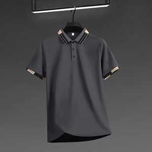 Polo de Manga Corta Negro para Hombre, Tejido de Punto, Color Sólido, Diseño Casual con Cuello Abotonado - Product Image 2