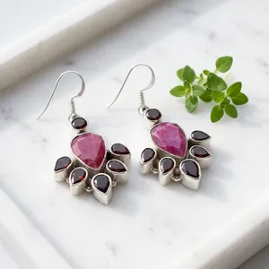 Boucles d'oreilles pendantes en argent sterling 925 avec grenat rouge rubis, motif floral fait main, serties clos, bijoux fantaisie pour femme - Product Image 3