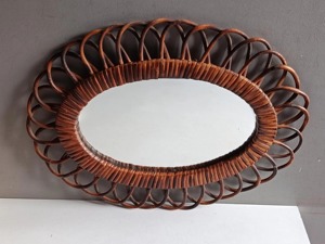 Oval Rattan <b>Mirror</b> Natural Handwoven Wall Frame For Daily Grooming For Makeup Hair Styling And Skincare Routine From India - Product Image 4