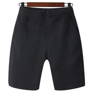 Shorts Athlétiques Confortables pour Femmes, Tissu Respirant et Doux, Shorts de Sport Décontractés, Impression Personnalisée, Vêtements de Rue - Product Image 4