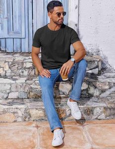 Camiseta de Hombre Negra, Corte Ajustado, Manga Corta, Cuello Redondo, Secado Rápido, Tejido de Punto, Color Sólido, Poliéster - Product Image 6