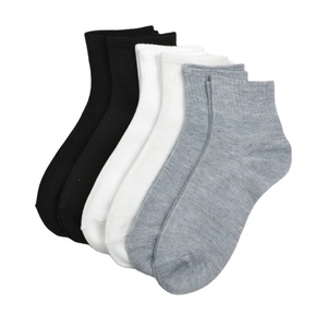 ถุงเท้าผ้าคอตตอนเนื้อนุ่มระบายอากาศได้ดีสำหรับผู้ชายฤดูใบไม้ร่วงฤดูใบไม้ผลิสไตล์ใหม่ - Product Image 1