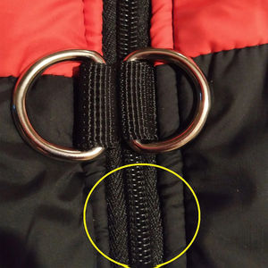 Gilet rembourré imperméable pour chien avec harnais intégré, manteau d'hiver matelassé chaud pour chien, veste pour animal de compagnie avec fermeture éclair dorsale, vente en gros - Product Image 6