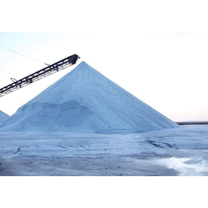 Suministro Directo de Fábrica, Sal Industrial de Evaporación Solar de Alta Calidad, Sal Refinada en Polvo de NaCl para Uso Industrial a Bajo Precio - Product Image 1