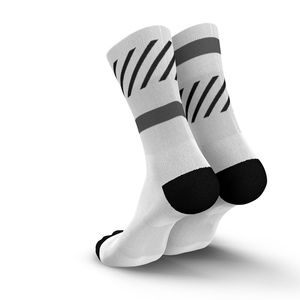 Unisex OEM Performance Breathable Mesh <b>Running</b> <b>Socks</b> Long Distance Cushioned Anti-Slip Sports <b>Socks</b> Custom Logo for Youth Spring - Product Image 4