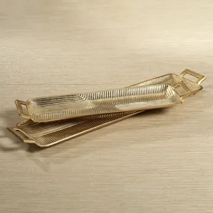 Bandeja Decorativa Rectangular Chapada en Oro con Patrón Horizontal, Diseño Abstracto Moderno, con Asa, Empaque Individual - Product Image 3