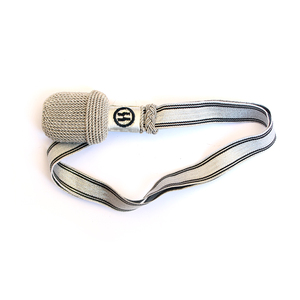 Nudo de espada ceremonial OEM ODM más vendido en plata y negro, material gris personalizado con nudo trenzado de cinta - Product Image 1
