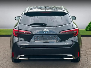 Toyota Corolla Touring Sports Hybrid Teamplayer Wagon, voiture familiale économique en carburant, transmission automatique, conduite à gauche - Product Image 3
