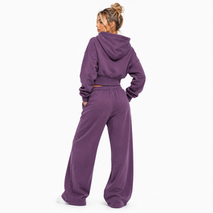Ensemble de sweats à capuche zippés courts en polaire premium pour femmes et pantalons de survêtement à jambes larges, broderie de logo personnalisée, vente en gros, fournisseur OEM de streetwear - Product Image 2