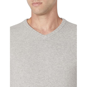 Pull classique anti-boulochage pour homme, col rond, en coton doux tricoté, essentiel pour l'hiver, décontracté, avec logo frontal - Product Image 4