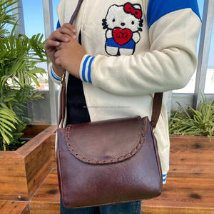 Fabricants de haute qualité grande capacité femmes sac à bandoulière en cuir véritable personnalisé sac à main à bandoulière de luxe de qualité supérieure - Product Image 3