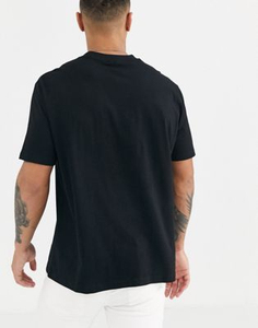 เสื้อยืดผู้ชายทรงปกติ แขนสั้น ผ้าฝ้าย 100% ระบายอากาศได้ดี ใส่สบายทุกวัน ดีไซน์ทันสมัย รับผลิตแบบ ODM ขายส่ง - Product Image 4