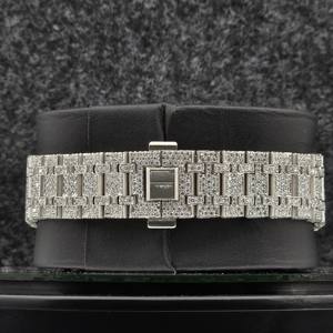 Montre personnalisée squelette blanche entièrement sertie de diamants moissanite ronds, style hip-hop classique, luxueuse et élégante pour homme, idéale comme cadeau - Product Image 4