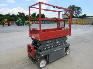 2020 SJ3219 Scissor Lift Premium Heavy Duty Industrial Equipment Wholesale Supply - Product Image 4