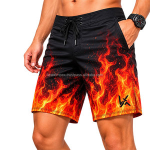 Shorts de bain pour hommes personnalisés à motif flamme rouge, séchage rapide, imprimés par sublimation, 100% polyester, shorts de plage athlétiques - Product Image 1