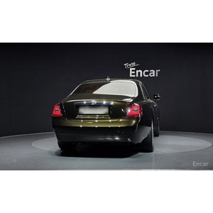 2023 cuộn-royce ma Turbo 6.75 Đen huy hiệu xăng tự động 8,253 km xe sang trọng đã qua sử dụng để xuất khẩu - Product Image 4