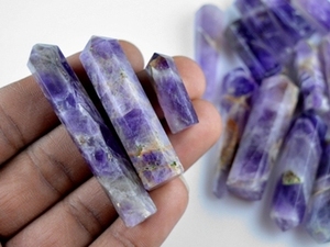 Vente en gros de mini-tours de cristal d'obélisque en labradorite naturelle pour la décoration, les cadeaux et la guérison - Product Image 2