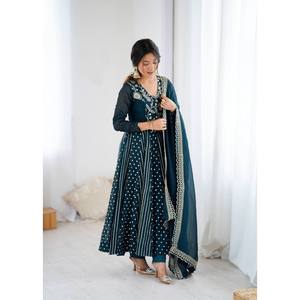 ชุดราตรี Anarkali XL ดีไซเนอร์พร้อมงานปักตามลำดับ - Product Image 6
