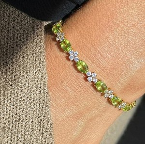 Pulsera de Plata de Ley Chapada en Oro con Peridoto Natural de Corte Ovalado para Mujer, Regalo de Lujo para el Mes de Agosto - Product Image 2