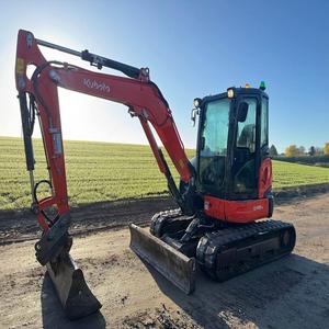 Miniexcavadora Kubota U48-4, Máquina Compacta de Trabajo Pesado, Entrega Rápida, Compre una Calidad Premium, Ideal para Jardinería y Excavación - Product Image 4