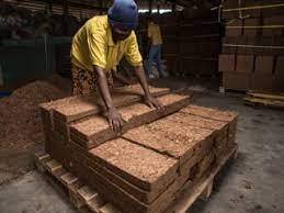 Premium Natural Coconut <b>Coir</b> Chips Lightweight Biodegradable Durable Growing Media High Water Retention Excellent Aeration - Product Image 4