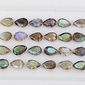 หินลาบราโดไรต์คุณภาพ AAA รูปทรงลูกแพร์เหลี่ยมเพชรพลอย ขนาด 6*4 มม. สำหรับทำเครื่องประดับ ราคาขายส่ง - Product Image 1