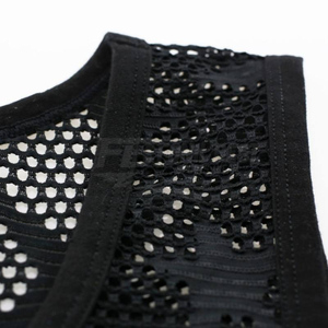 Camiseta sin mangas de malla fina transpirable para hombre, elástica, personalizada, con diseño hueco, versátil, con logo frontal personalizable - Product Image 4