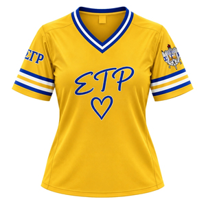 Camiseta de Hockey Sigma Gamma Rho para Mujer, Dorada, con Gráfico de Letras Griegas Personalizadas, Cuello en V, Manga Corta, Ropa Deportiva de Moda para Hermandades - Product Image 1