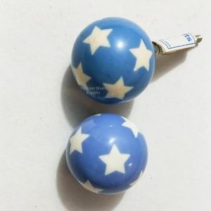 Tirador de puerta de resina hecho a mano con forma negra, tiradores de cajón de armario con herrajes de marco de latón, tiradores y perillas para muebles de cocina - Product Image 4