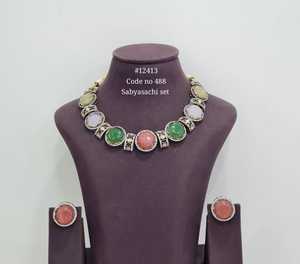 Ensemble collier et boucles d'oreilles 12413, pierre doublette magique, plaqué Mehandi, inspiré de Sabyasachi, pour femmes, bijoux pour mariage et fêtes - Product Image 3