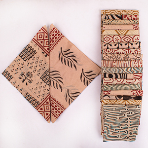 Colección de lujo de pañuelos cuadrados de algodón con estampado estilo Bagru para fines promocionales de marca al por mayor, accesorios para mujer - Product Image 1
