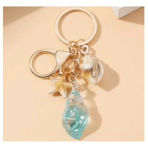 Porte-clés artisanal en coquillages naturels, breloque de plage, accessoire sur le thème de l'océan, cadeau pour sacs, sacs à main et voyages - Product Image 4