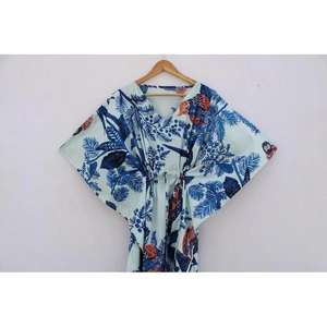 Vestido Kaftan de Algodón Estampado Jaipuri Hecho a Mano con Cuello Alto y Estampado Floral Corto, Top para Dormir, Cubre Traje de Baño para Playa, Tallas Grandes - Product Image 3