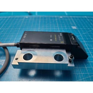 หัวเซนเซอร์ลำแสงเลเซอร์ LA-511P แบบ SUNX ใช้เป็นชิ้นส่วนอุปกรณ์เซมิคอนดักเตอร์รุ่นเก่า - Product Image 4