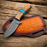 Couteau Skinner artisanal sur mesure Edge Master Manufacture, manche en bois et résine, lame fixe en acier D2, étui en cuir.