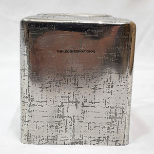 Boîte à mouchoirs en métal de forme carrée, pour restaurants, hôtels, maison et cuisine, porte-boîtes à mouchoirs pour comptoir, en vente - Product Image 6