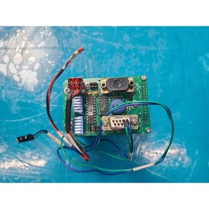 Interface de communication série Hamilton RS 232 utilisée comme pièce détachée d'équipement semi-conducteur d'occasion - Product Image 4