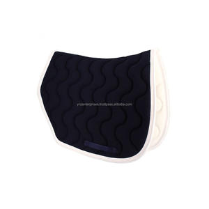 Tapis de selle équestre occidentaux de qualité supérieure personnalisés Dernier tissu premium avec couverture de selle de cheval de remplissage en coton - Product Image 3