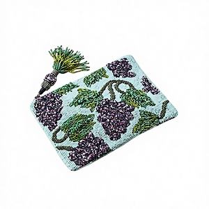 Pochette à Monnaie de Luxe Faite à la Main avec Perles en Forme de Raisin, Portefeuille Ouvert pour Femme au Design Fruité, Mini Sac à Main Artisanal Haut de Gamme avec Perles, Chaîne en Polyester - Product Image 3