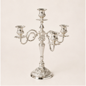 Candelabro Metálico de Lujo de 5 Brazos, Plateado, Adornado, Centro de Mesa, Portavelas para Decoración de Bodas y Eventos - Product Image 3
