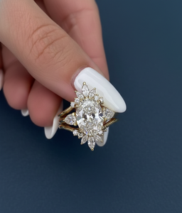 Anillo de Compromiso con Diamante Cultivado en Laboratorio de 2.80CT, VVS2 F, Certificado IGI, Corte Ovalado, Halo, Conjunto Nupcial, Oro Blanco, Venta al Por Mayor - Product Image 6