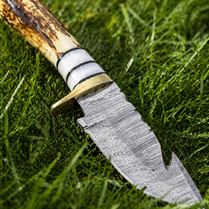 Handmade Hunting Skinner Knife Damascus Steel Horn Handle with <b>Leather</b> Sheath Industrial Grade ODM OEM - Product Image 2