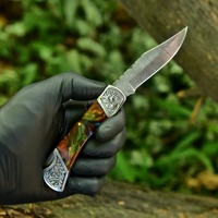 Pisau Lipat Saku Baja Damaskus Buatan Tangan OEM Kustom Berkualitas Tinggi untuk Berkemah, Gagang Kayu, Bolster Berukir, Sarung Kulit