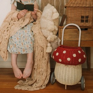 Cesta de Almacenamiento de Mimbre Moderna y Ecológica en Forma de Hongo Rojo para Uso Multiusos - Product Image 5