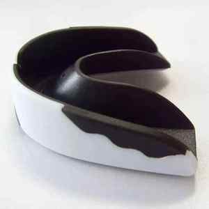 Custom Material Made <b>Boxing</b> Mouth Guard / Solid Color Affordable Price Mouth Guard - Product Image 2