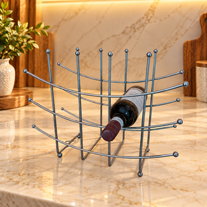 Support à bouteilles de vin en métal Select Sphere Tip avec cadre incurvé à niveaux pour un rangement organisé des bouteilles, idéal pour bar à domicile et service - Product Image 1