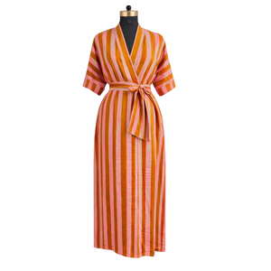 ชุดกิโมโนลายทาง คอวี มีสายรัด กระเป๋าข้าง แขนครึ่งแขน ผ้าฝ้ายพิมพ์ลายบล็อกด้วยมือ ชุดเดรสลำลองสำหรับผู้หญิง ผลงานชิ้นเอก - Product Image 1