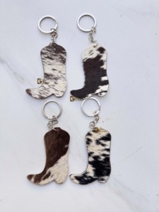 Porte-clés en cuir de vachette de créateur unique, porte-clés en cuir véritable, porte-clés élégant, nouvelle arrivée, porte-clés de voiture - Product Image 1