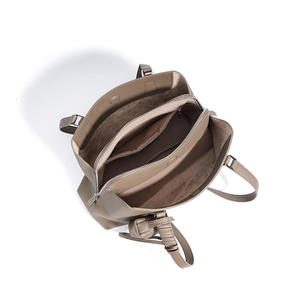 Sacs en cuir pour femmes en gros, sacs fourre-tout en cuir véritable, logo personnalisé, marque privée, faible MOQ, fourniture - Product Image 3