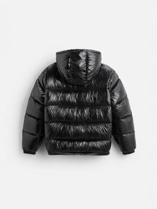 Blouson matelassé brillant vert olive pour homme Aussie Edge, manteau d'hiver épais 100 % polyester, vente en gros, vêtements d'extérieur personnalisés - Product Image 3